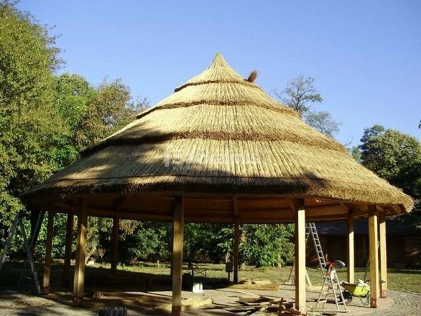 Katlı Kamış Çatılar