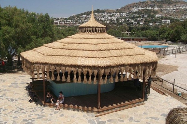 Katlı Kamış Çatılar